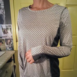 very comfy Lands End brand athletic top